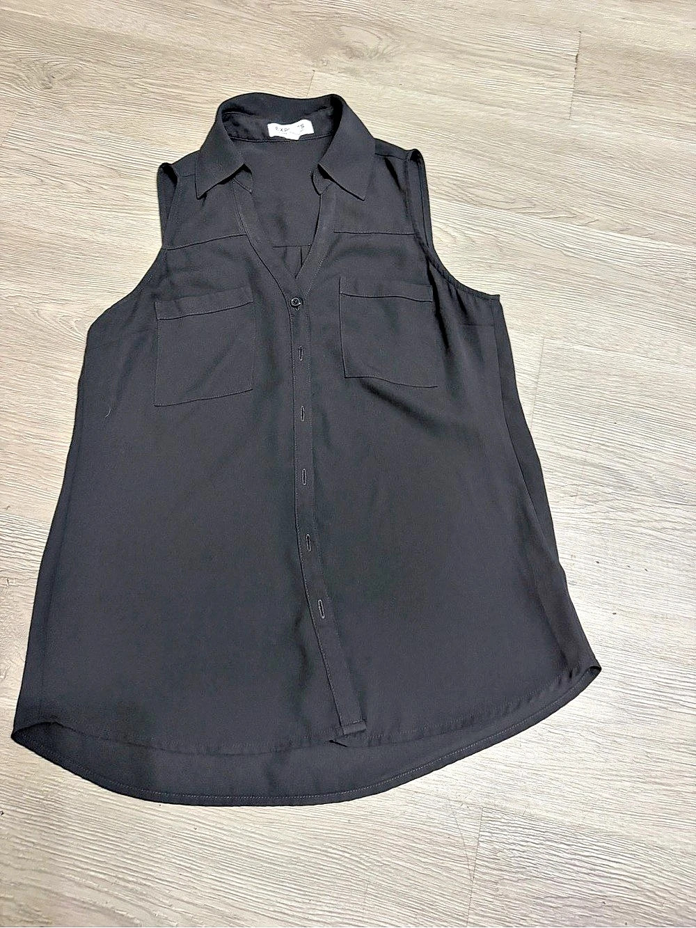 Express The Portofino Shirt Sleeveless Women's Black Button-Down XS